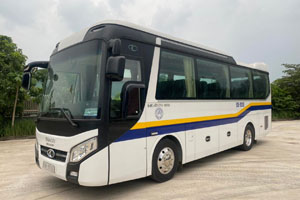 29-seats-luxury-bus