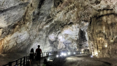 Paradise-Cave-travel-guide